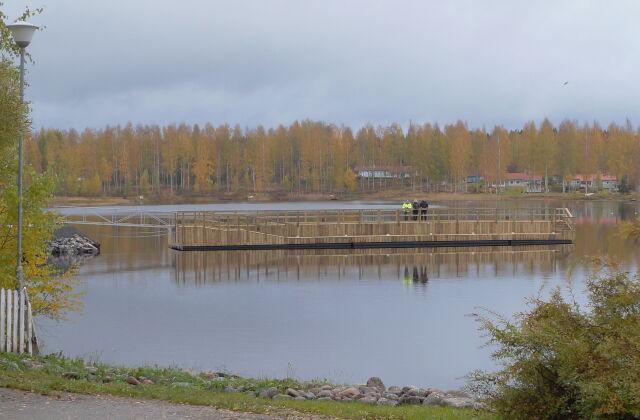 Suolahdenmatkustajalaituri_Aanekoski.jpg